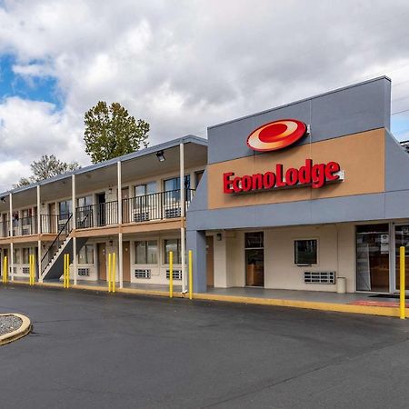 Econo Lodge North Charlottesville Buitenkant foto