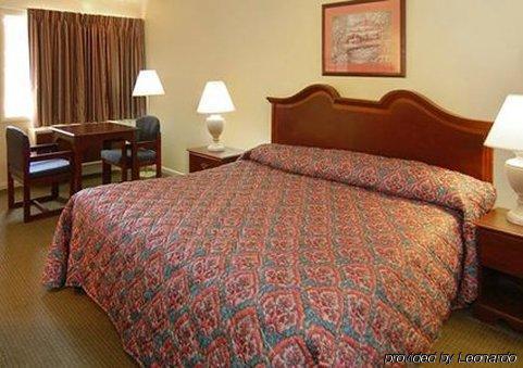 Econo Lodge North Charlottesville Kamer foto